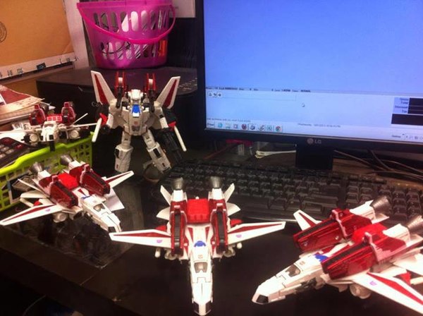 Classics Jetfire To Be Released As New Transformers Generations Figure Image 1 (1 of 2)